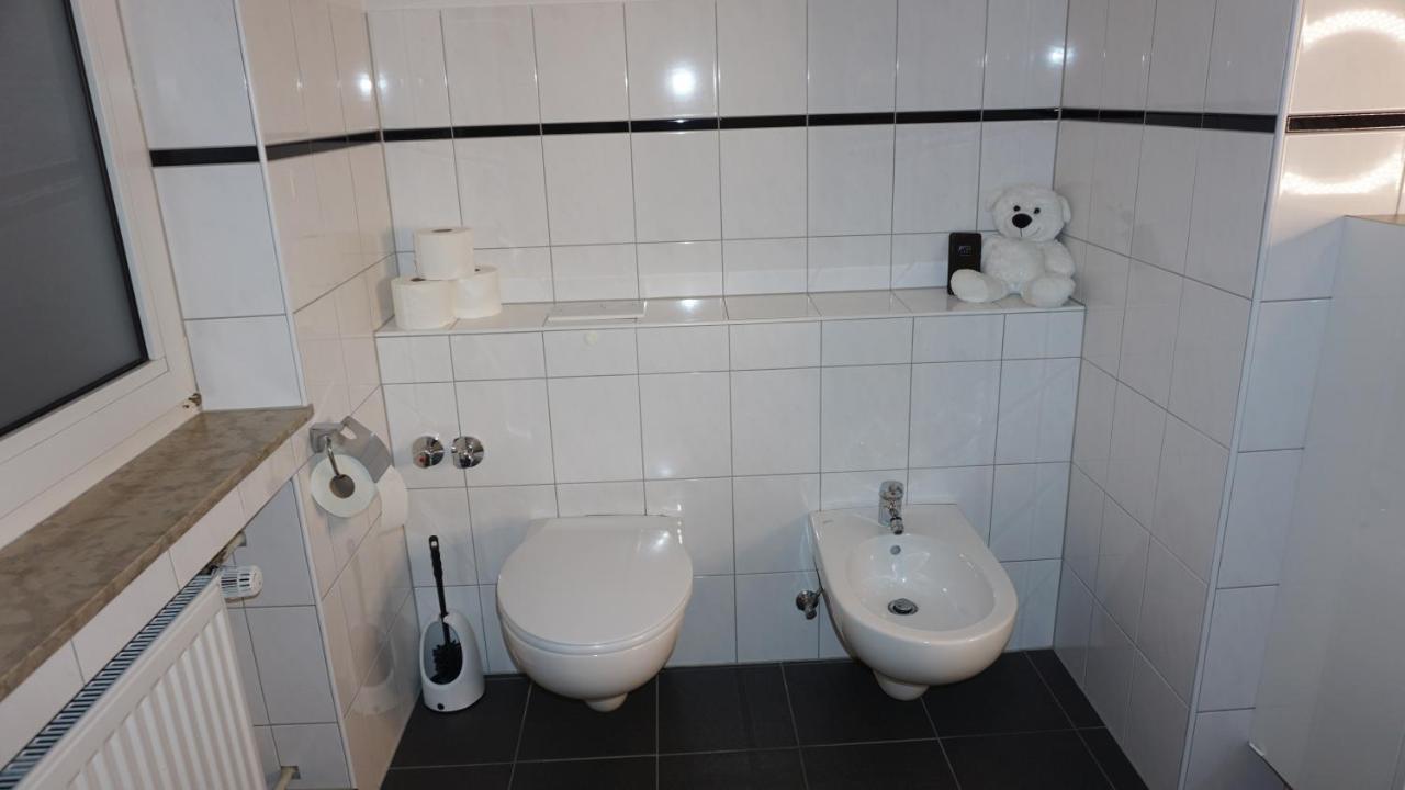 M&M Apartment Duesseldorf Neuss Bagian luar foto
