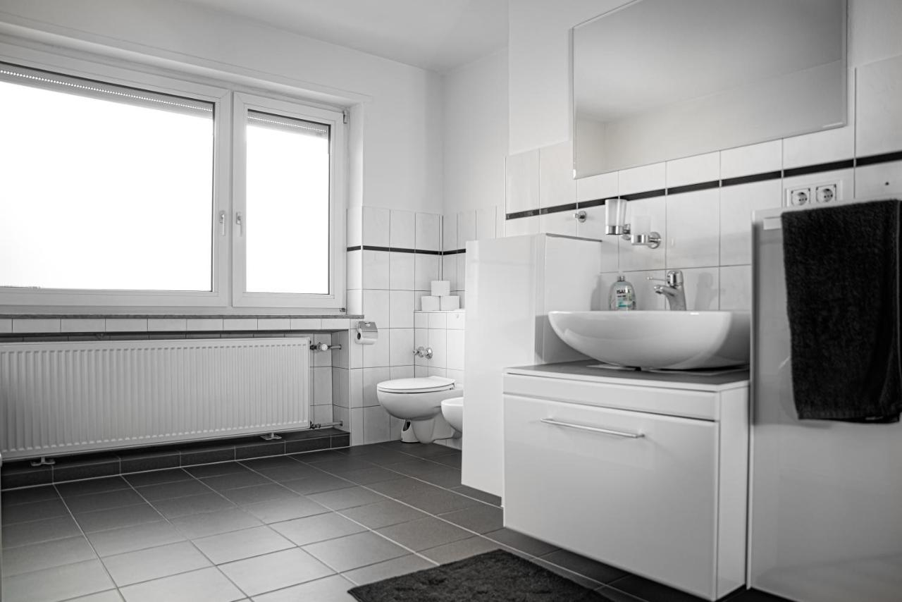 M&M Apartment Duesseldorf Neuss Bagian luar foto